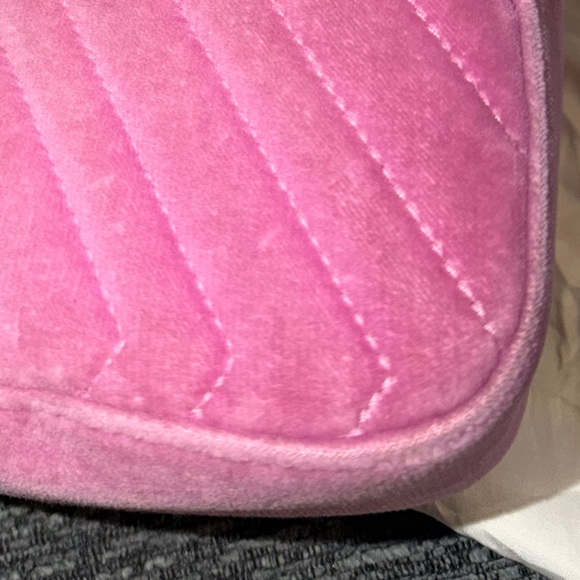 Gucci Pink Velvet Crystals Medium GG Marmont Bag (Limited Edition) - Picture 10 of 16
